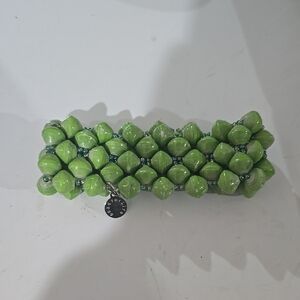 Elegant Green Beaded Bracelet